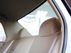 2012款 1.6L 手动 尊贵版
