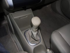 2012款 1.6L 手动 尊贵版