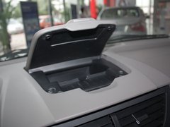 2012款 1.6L 自动 尊贵版