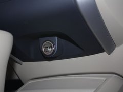2012款 1.6L 自动 尊贵版