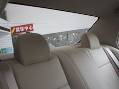2012款 1.6L 自动 尊贵版