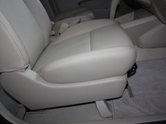 2012款 1.6L 自动 尊贵版