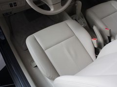 2012款 1.6L 自动 尊贵版