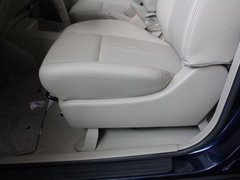 2012款 1.6L 自动 尊贵版