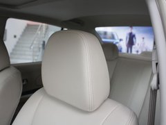 2012款 1.6L 自动 尊贵版