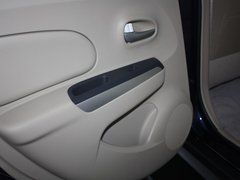 2012款 1.6L 自动 尊贵版