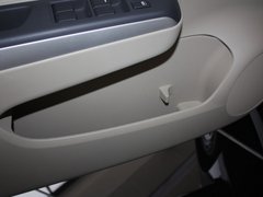 2012款 1.6L 自动 尊贵版