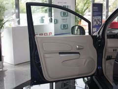 2012款 1.6L 自动 尊贵版