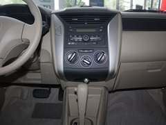 2012款 1.6L 自动 尊贵版