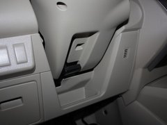 2012款 1.6L 自动 尊贵版