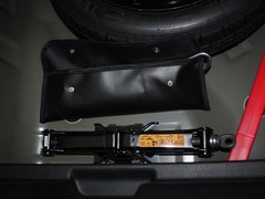 2012款 1.6L 自动 尊贵版
