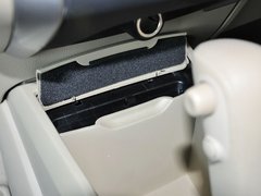 2012款 1.6L 自动 尊贵版