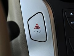 2012款 1.6L 自动 尊贵版