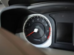 2012款 1.6L 自动 尊贵版