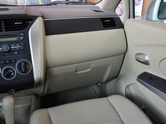 2012款 1.6L 自动 尊贵版
