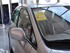 2012款 1.6L 自动 尊贵版
