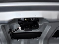 2012款 1.6L 自动 尊贵版