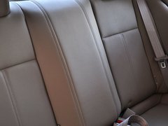 2012款 1.6L 自动 尊贵版