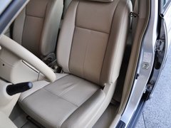 2012款 1.6L 自动 尊贵版