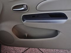 2012款 1.6L 自动 尊贵版