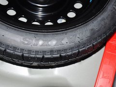 2012款 1.6L 自动 尊贵版