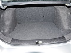 2012款 1.6L 自动 尊贵版