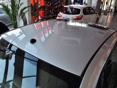 2012款 1.6L 自动 尊贵版