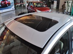 2012款 1.6L 自动 尊贵版