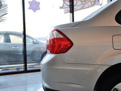 2012款 1.6L 自动 尊贵版
