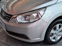 2012款 1.6L 自动 尊贵版