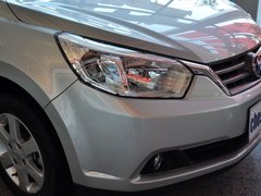 2012款 1.6L 自动 尊贵版