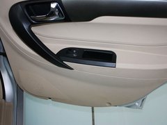 2012款 1.8L 手动 舒适版