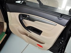 2012款 1.8L 手动 豪华版
