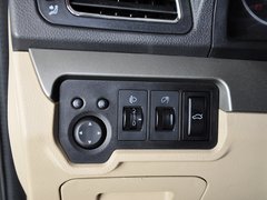 2012款 1.8L 手动 豪华版