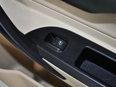 2012款 1.8L 手动 豪华版