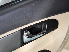 2012款 1.8L 手动 豪华版