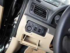 2012款 1.8L 手动 豪华版