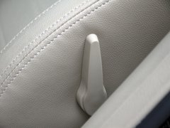 2012款 1.8L CVT 导航版