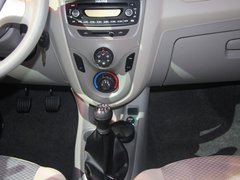 2012款 1.0 手动 豪华型