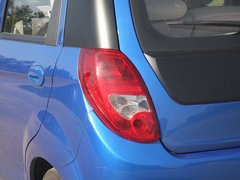2012款 1.0 手动 豪华型