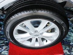2012款 精英版 1.6L 手动 舒适型 5座