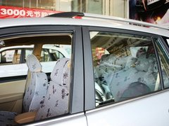 2012款 精英版 1.6L 手动 舒适型 5座