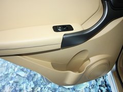 2012款 精英版 1.6L 手动 舒适型 5座