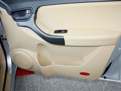 2012款 精英版 1.6L 手动 舒适型 5座