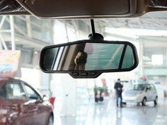 2012款 精英版 1.6L 手动 舒适型 5座