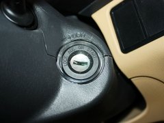 2012款 精英版 1.6L 手动 舒适型 5座