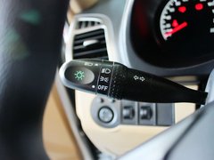 2012款 精英版 1.6L 手动 舒适型 5座
