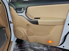 2012款 精英版 1.6L 手动 舒适型 5座
