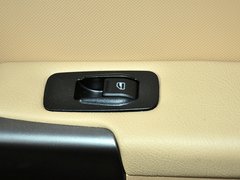 2012款 精英版 1.6L 手动 舒适型 5座