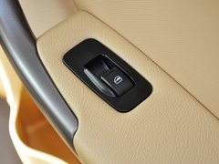 2012款 精英版 1.6L MT 豪华型 5座
